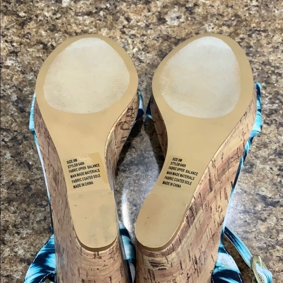 NY & Co Multicolor Women’s  Platform Wedge… - Picture 5 of 6